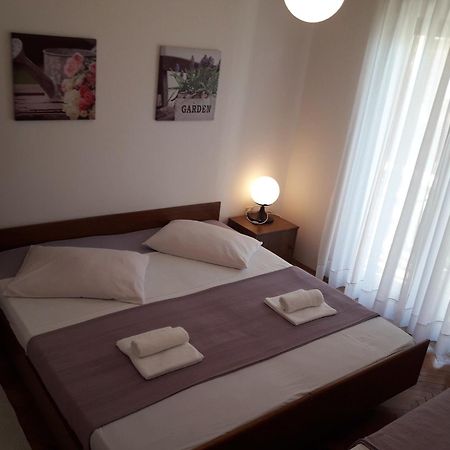 Apartments Ane Сукошан Экстерьер фото